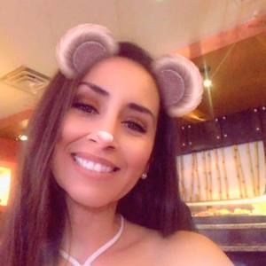 Meet your Posher, Ana